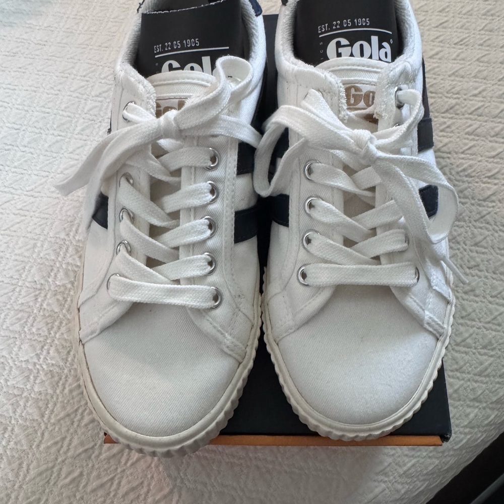 Gola Classic White and Navy Lace-Up Sneakers